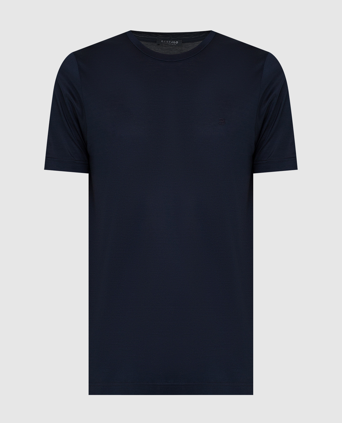 Темно-синя футболка з вишивкою емблеми