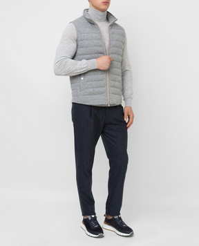 Brunello Cucinelli Светло-серый гольф из  шерсти и кашемира M2400103