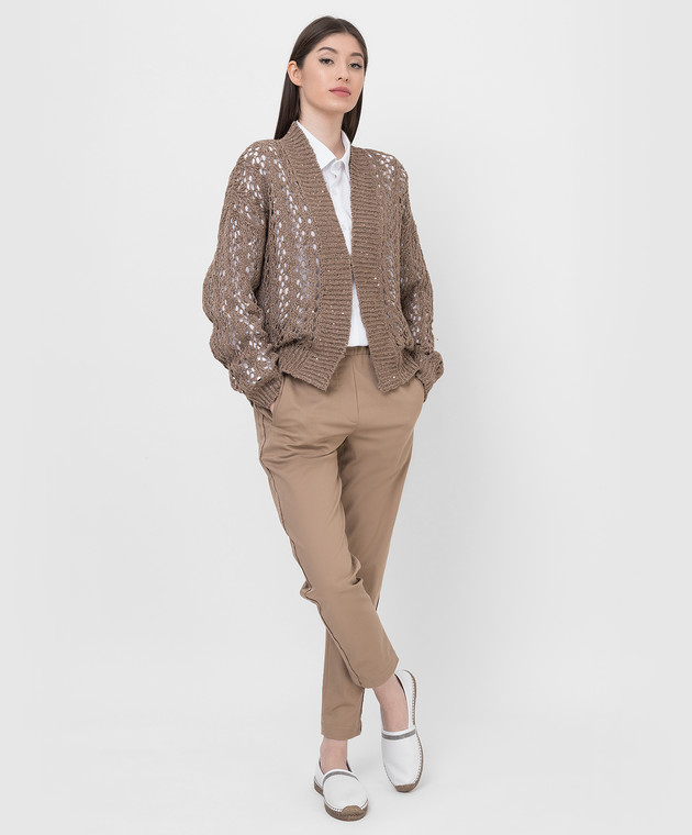 Көрпе астындағы әйелдің суреті