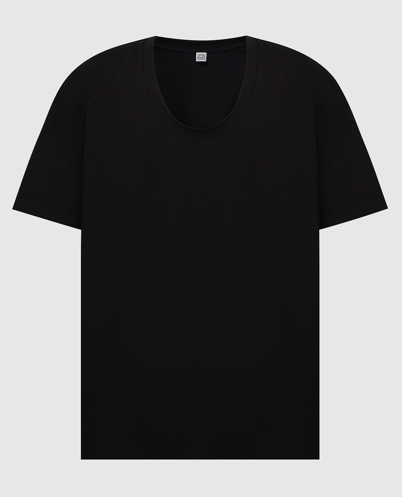 Черная футболка oversize