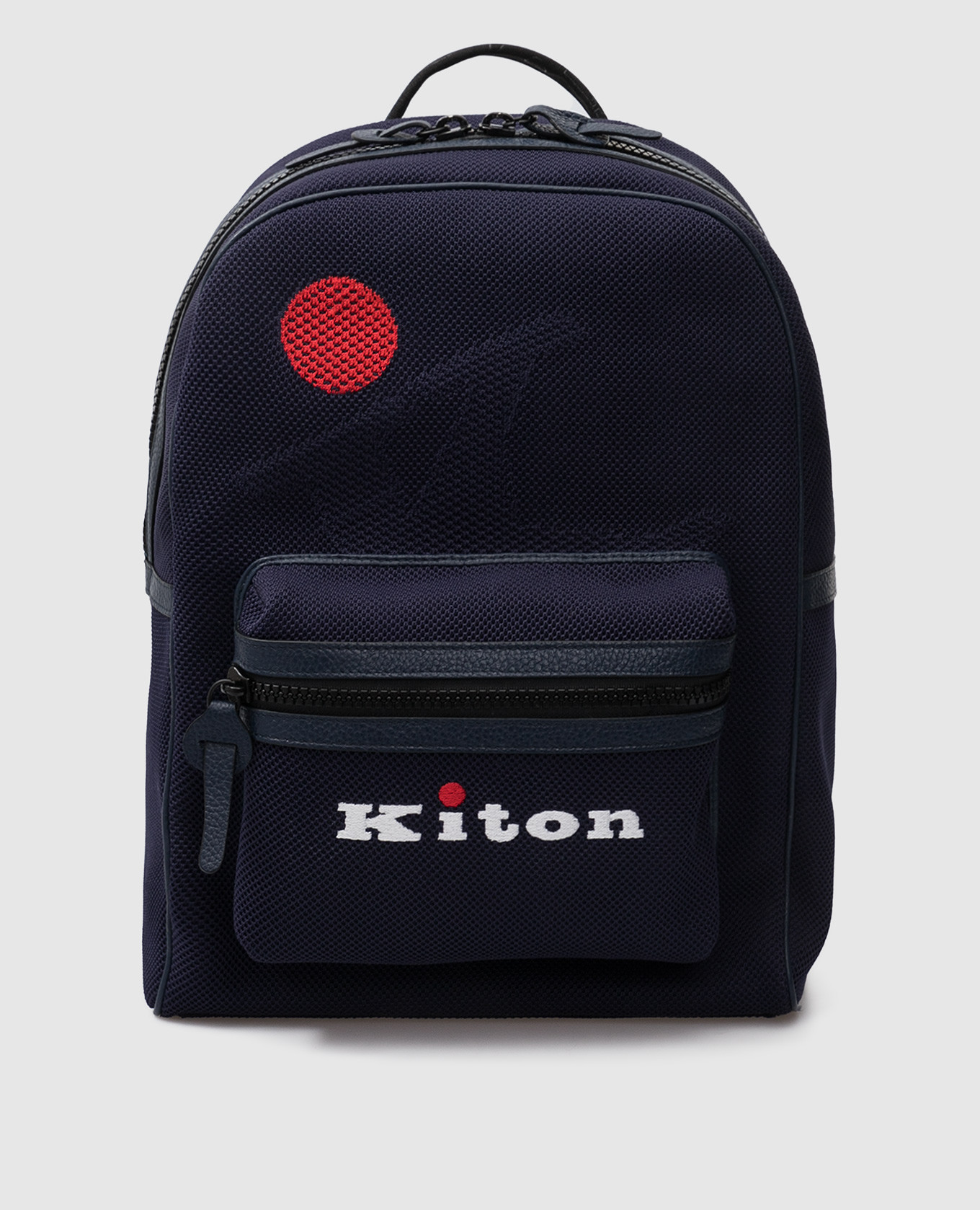 Рюкзак с вышивкой логотипа