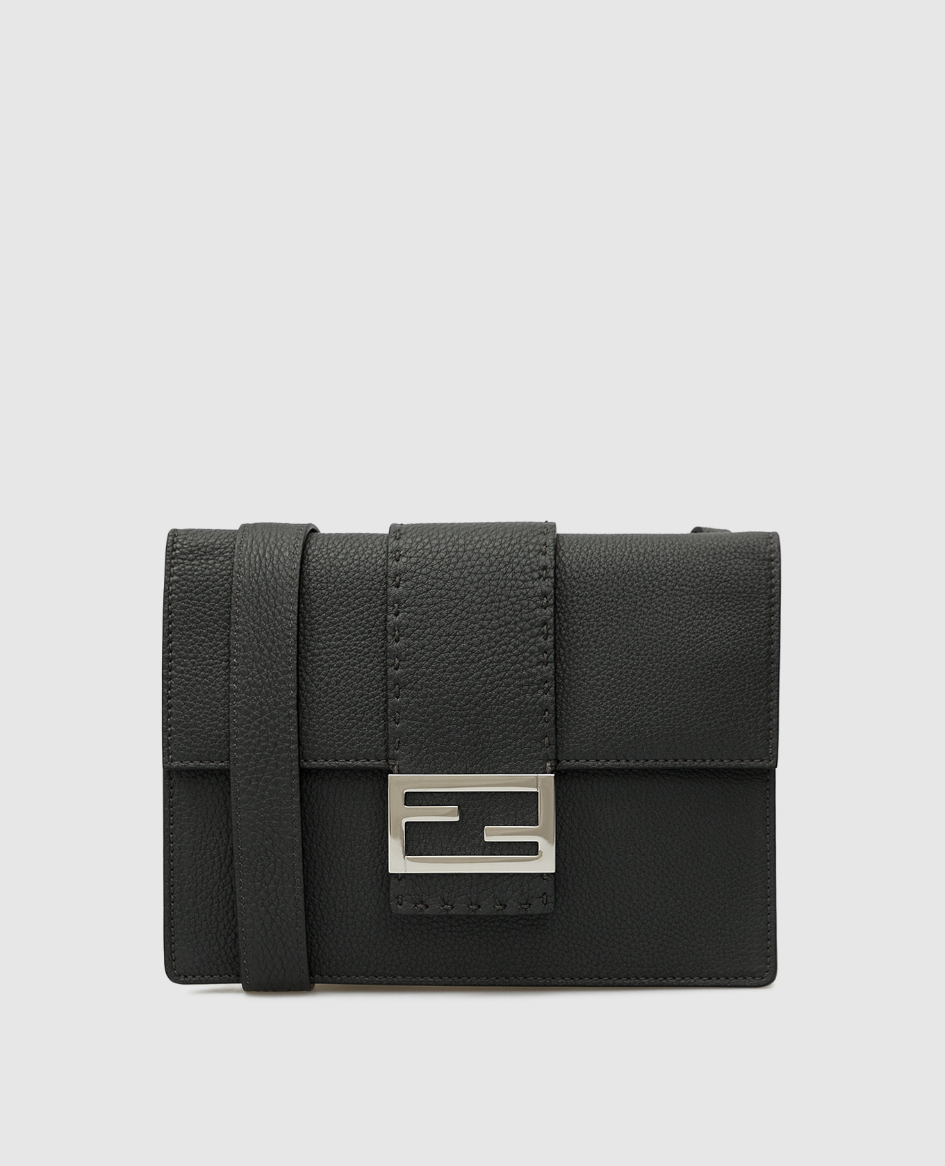 

Кожаная сумка Baguette Pouch Fendi, Серый, Сумки