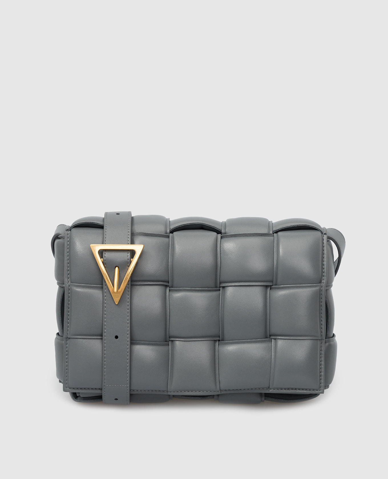 

Серая кожаная сумка-кроссбоди Padded Cassette Bottega Veneta, Серый, Сумки