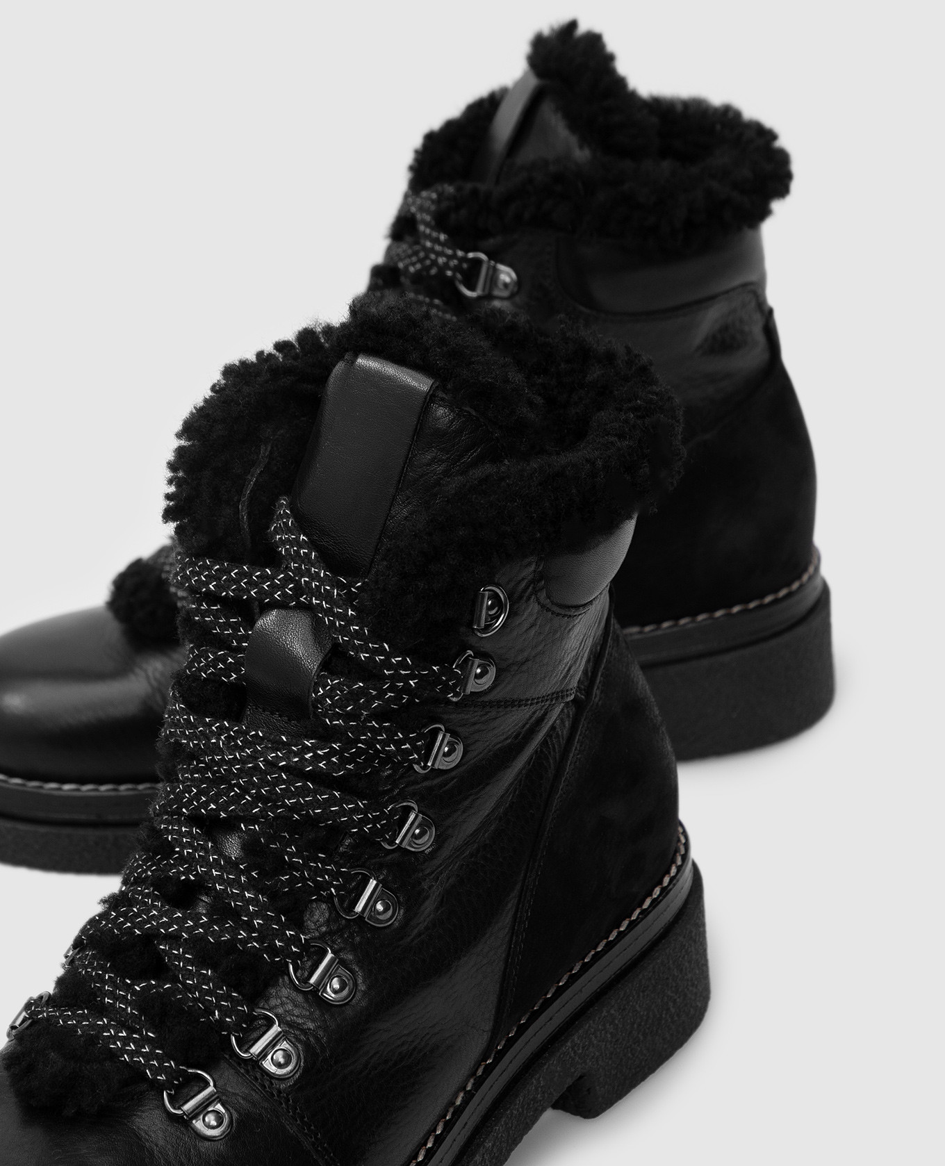 Laura Bellariva Черные кожаные ботинки на меху P7045CM изображение 5