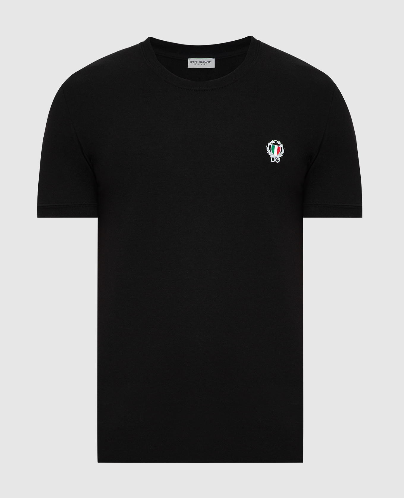 Черная футболка с вышивкой эмблемы