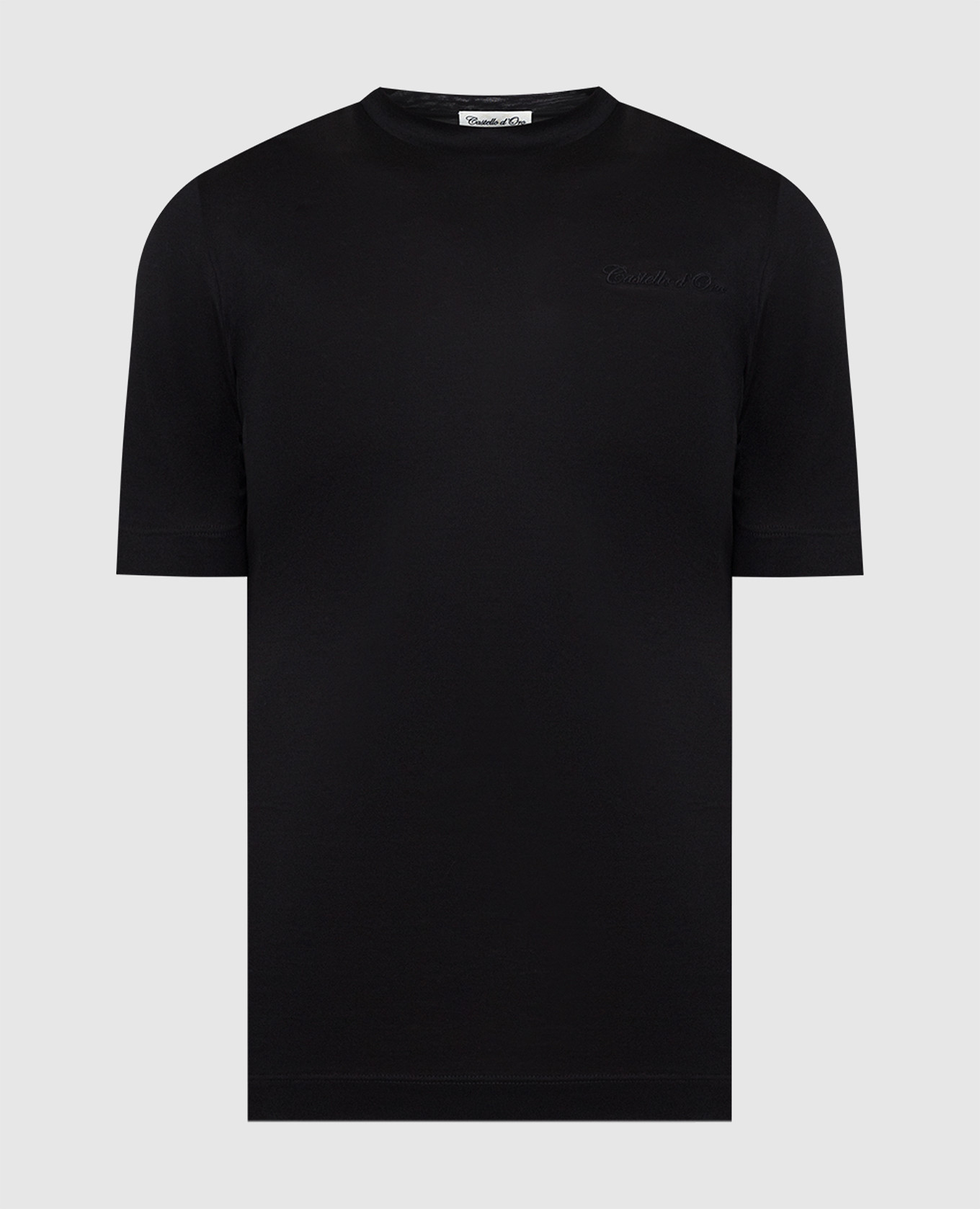 Чорна футболка з вишивкою логотипу