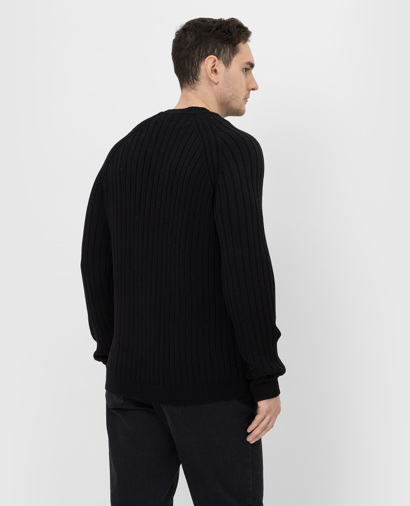 Fendi Черный свитер из шерсти с узором логотипа FZY451AH33 изображение 4