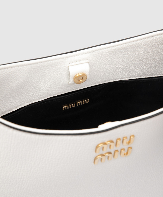 Miu Miu Кожаная сумка-хобо с логотипом 5BC1072AJB изображение 4
