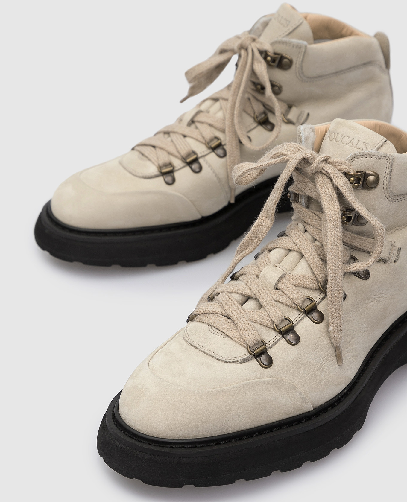 Doucal's Светло-бежевые кожаные ботинки на меху DD8510STOCUM200 изображение 5
