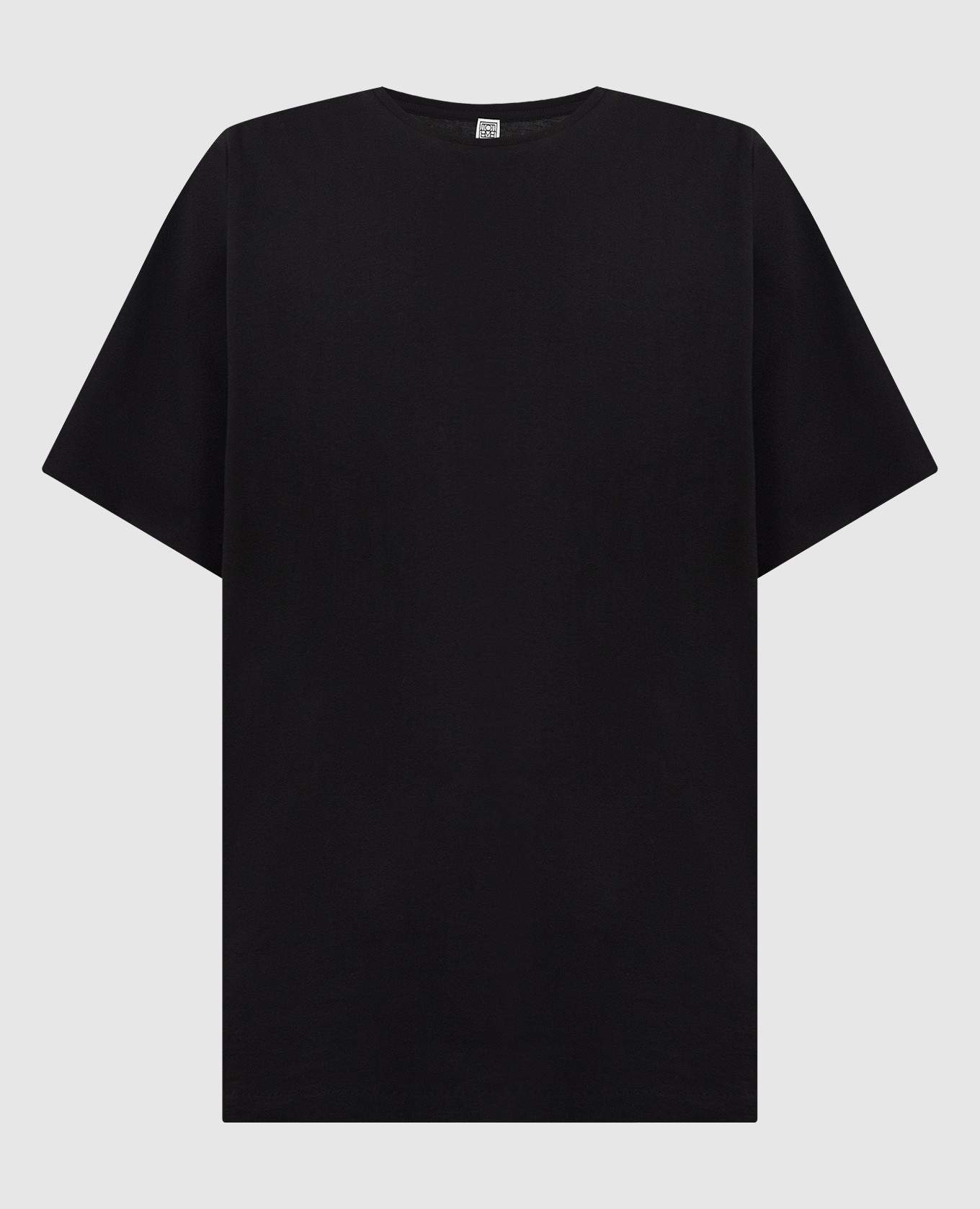 Черная футболка oversize
