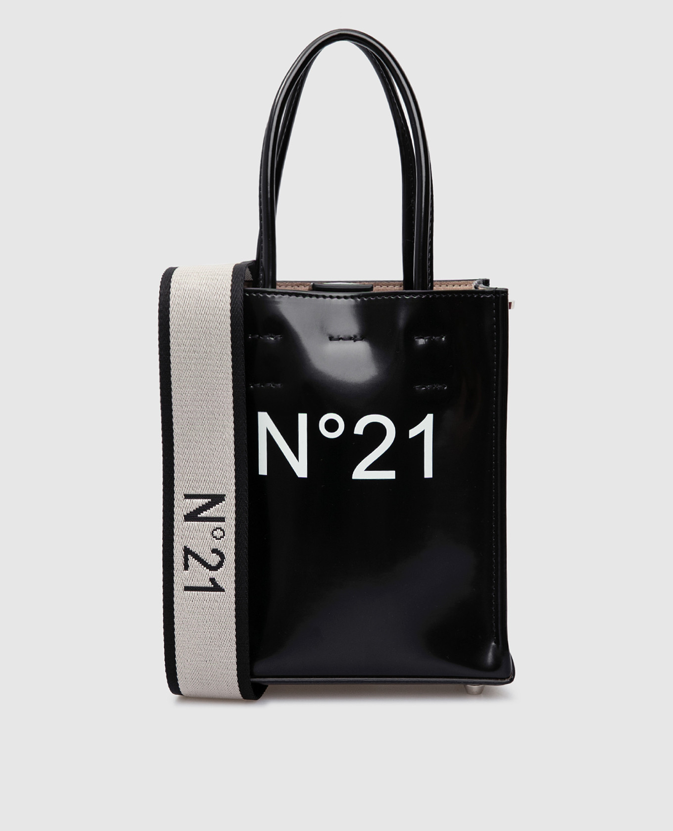 N21 - Черная кожаная сумка 21EBP0433BX00 купить в Symbol