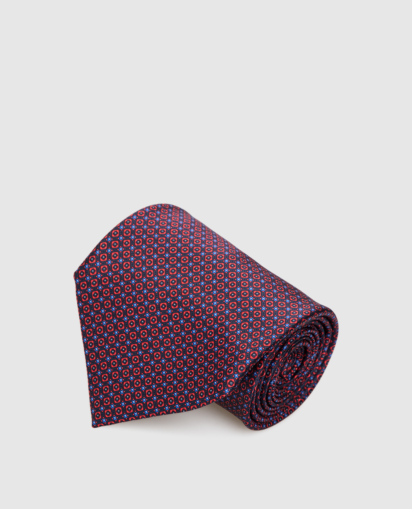 Красный шелковый галстук в узор