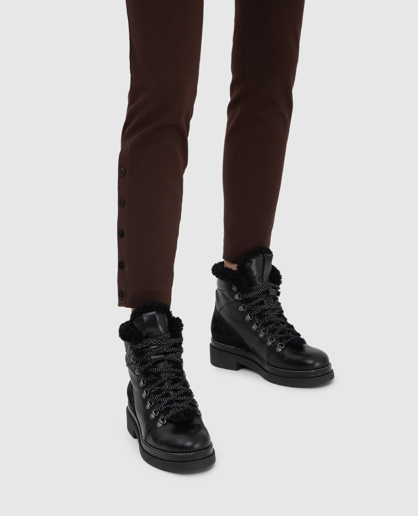 Laura Bellariva Черные кожаные ботинки на меху P7045CM изображение 2