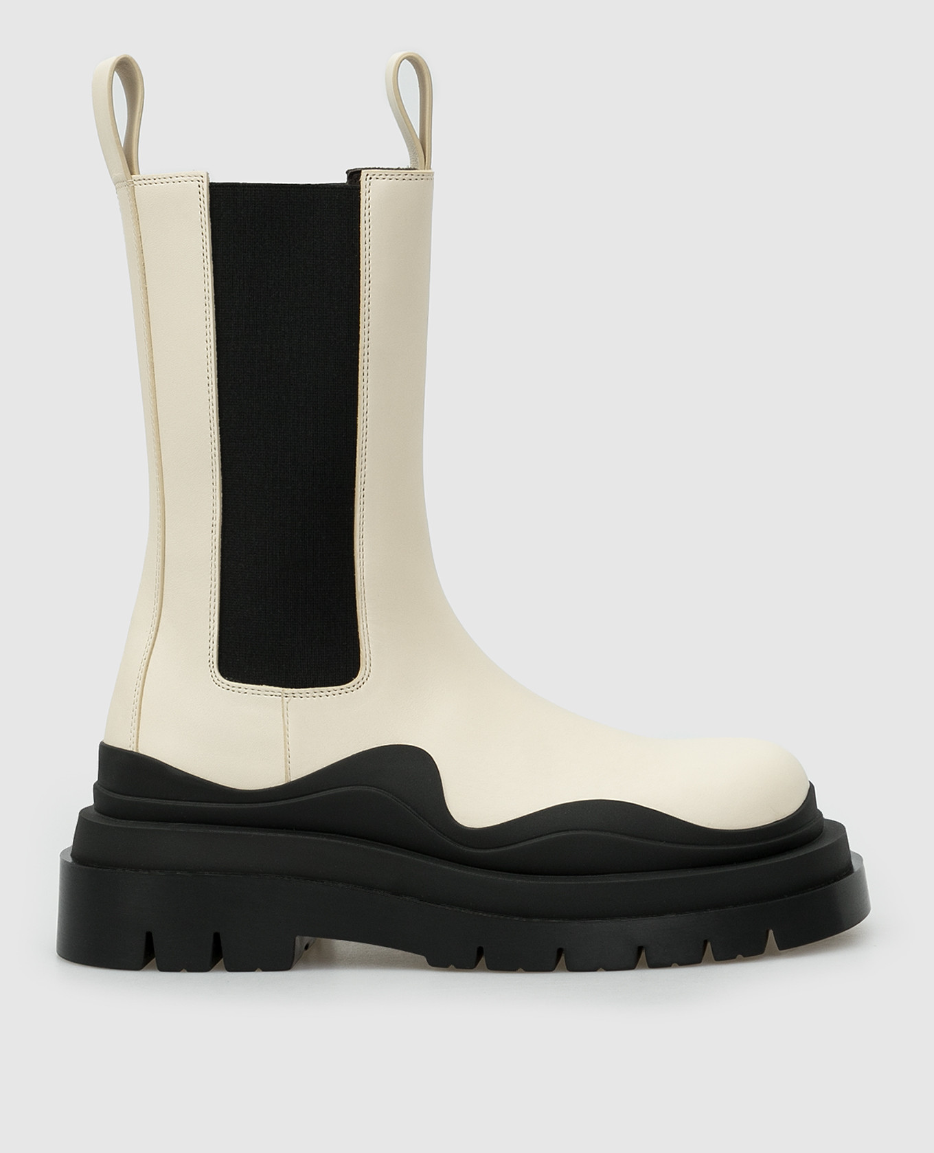 Chelsea high boots "BV Tire"
