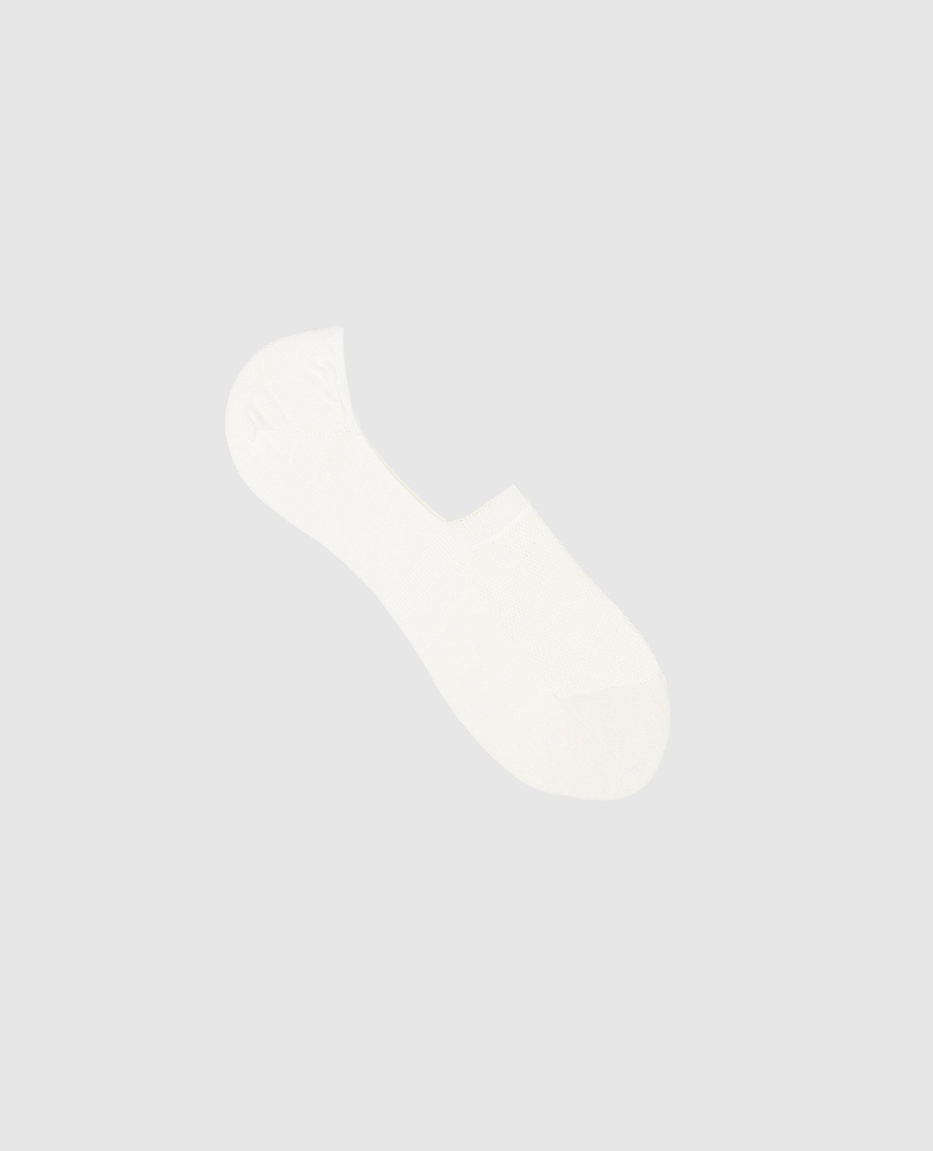Белые носки-следы