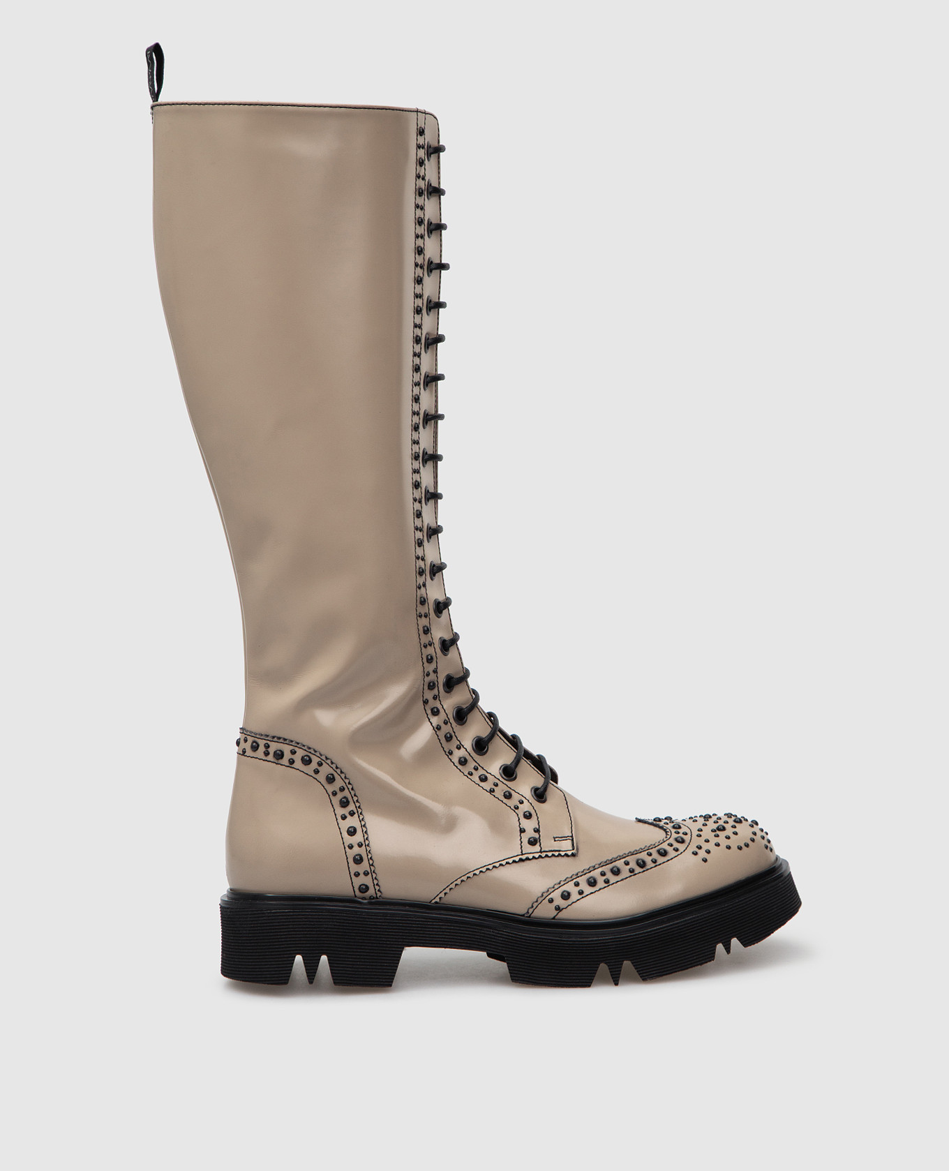 Icarus beige leather boots with studs